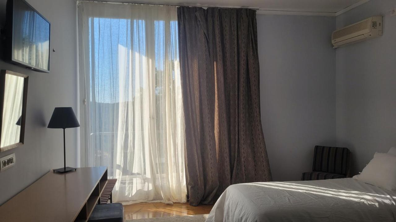 Theoxenia Hotel Andritsaina Luaran gambar