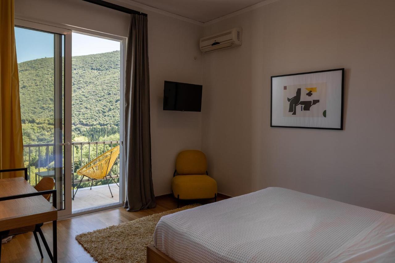 Theoxenia Hotel Andritsaina Luaran gambar